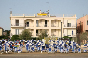  Hotel Toscana  Маротта